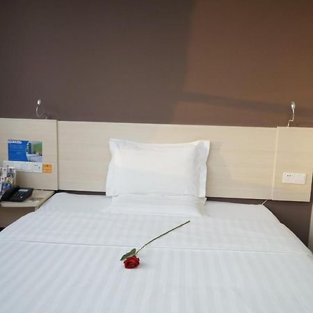 7Days Inn Luoyang Nanchang Road Wangfujing ภายนอก รูปภาพ